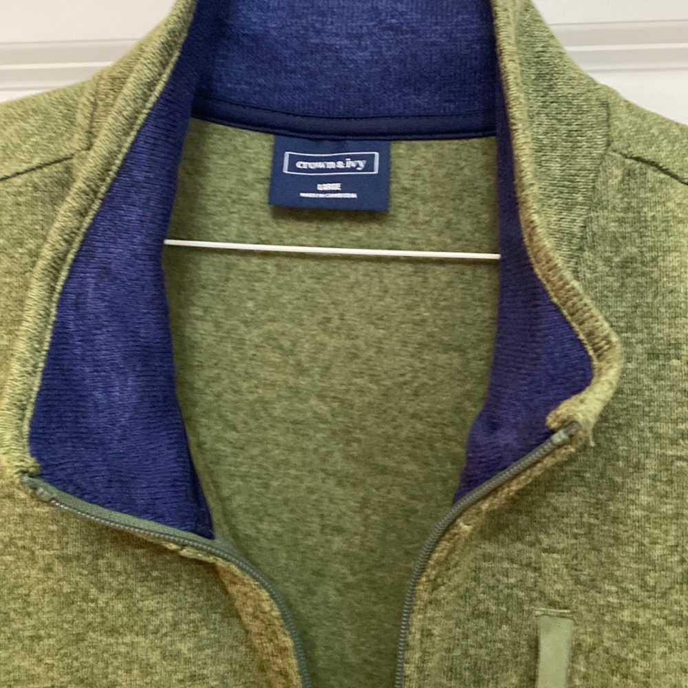 Crown & Ivy Men’s Green Vest Sz Large NWOT - Picture 3 of 10